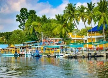 Chunnambar Boat House