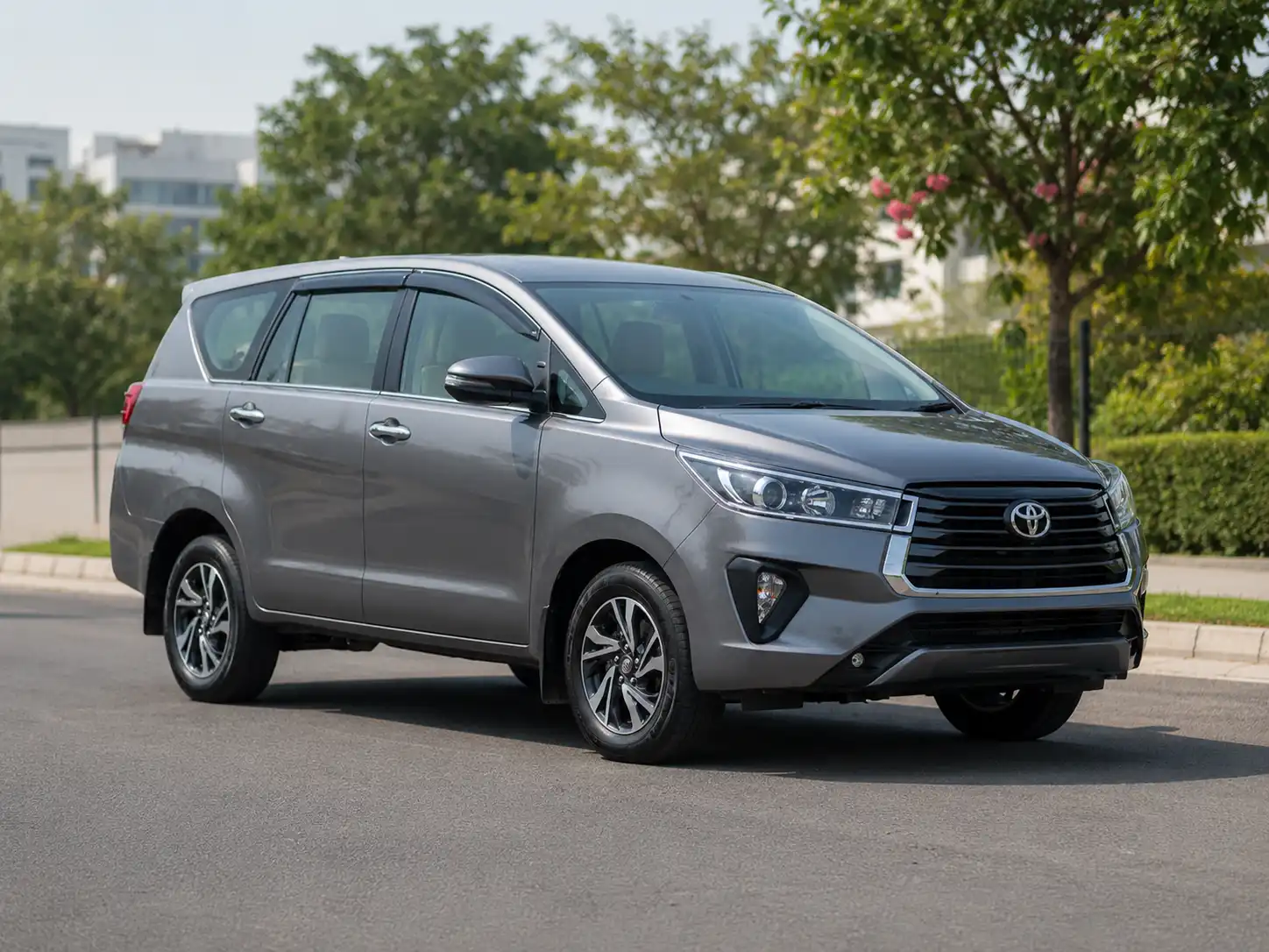 SUV Innova cab for family outstation trips from Bangalore